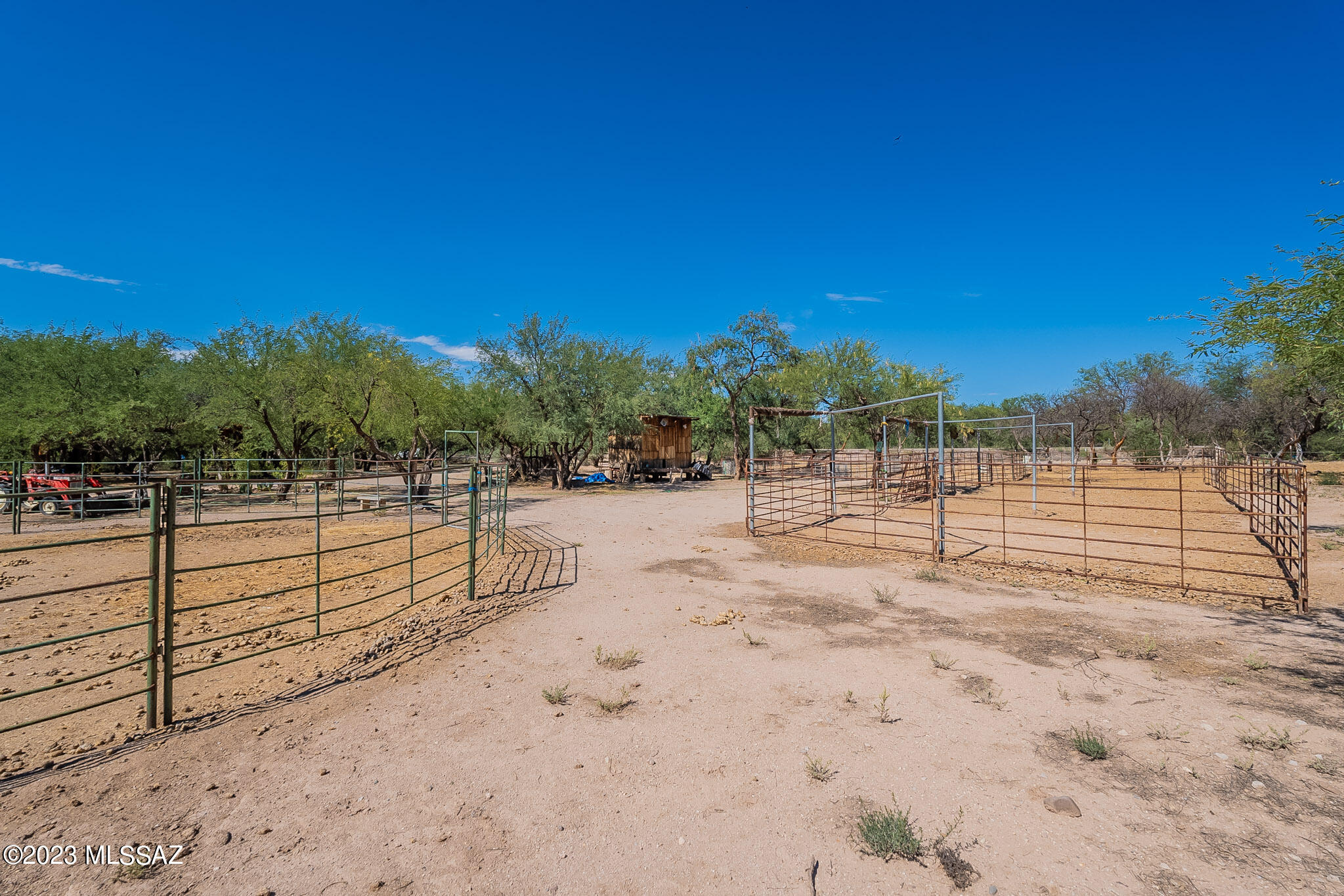 Rio Rico Estates - Land