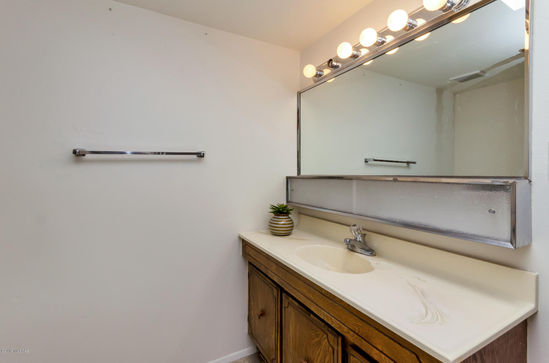 Carriage Hill NO. 5 (525-595) - Residential