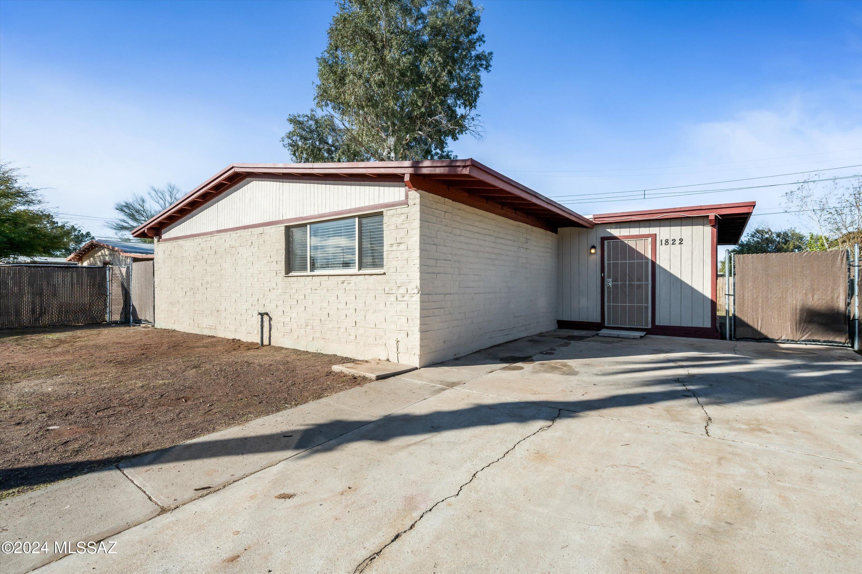 Charming 3 bedrooms, 1 bathroom, 1120 square feet single family home. Fantastic location near Reid Park and only minutes away from Davis Monthan AFB. Well maintained and move-in ready. Fully renovated in late 2020, including kitchen with new appliances, counters and cabinets, full bathroom, HVAC system, water heater, and all flooring throughout home. Sewer line was replaced and clean outs added in 2021. Brand new paint on exterior. No HOA.