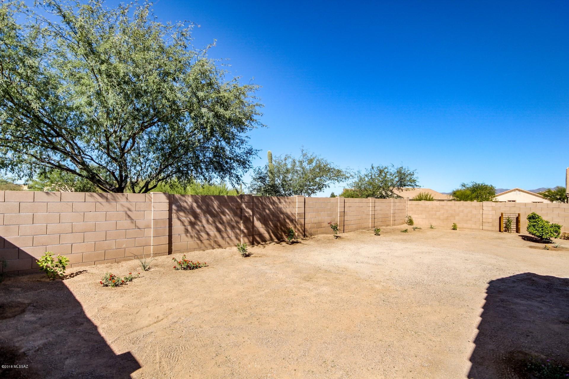 Continental Reserve Blk. 16B (1-86) - Residential