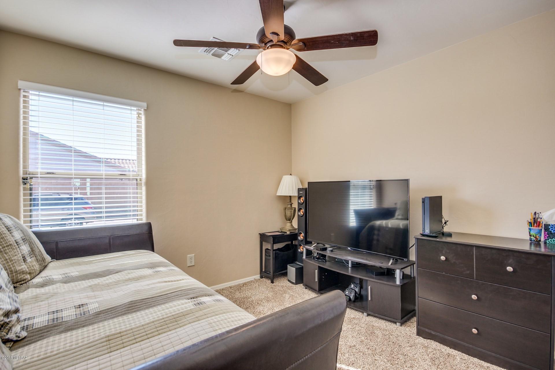 Continental Reserve Blk. 16B (1-86) - Residential