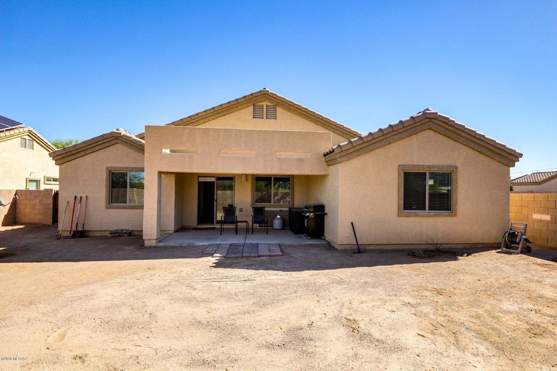 Continental Reserve Blk. 16B (1-86) - Residential