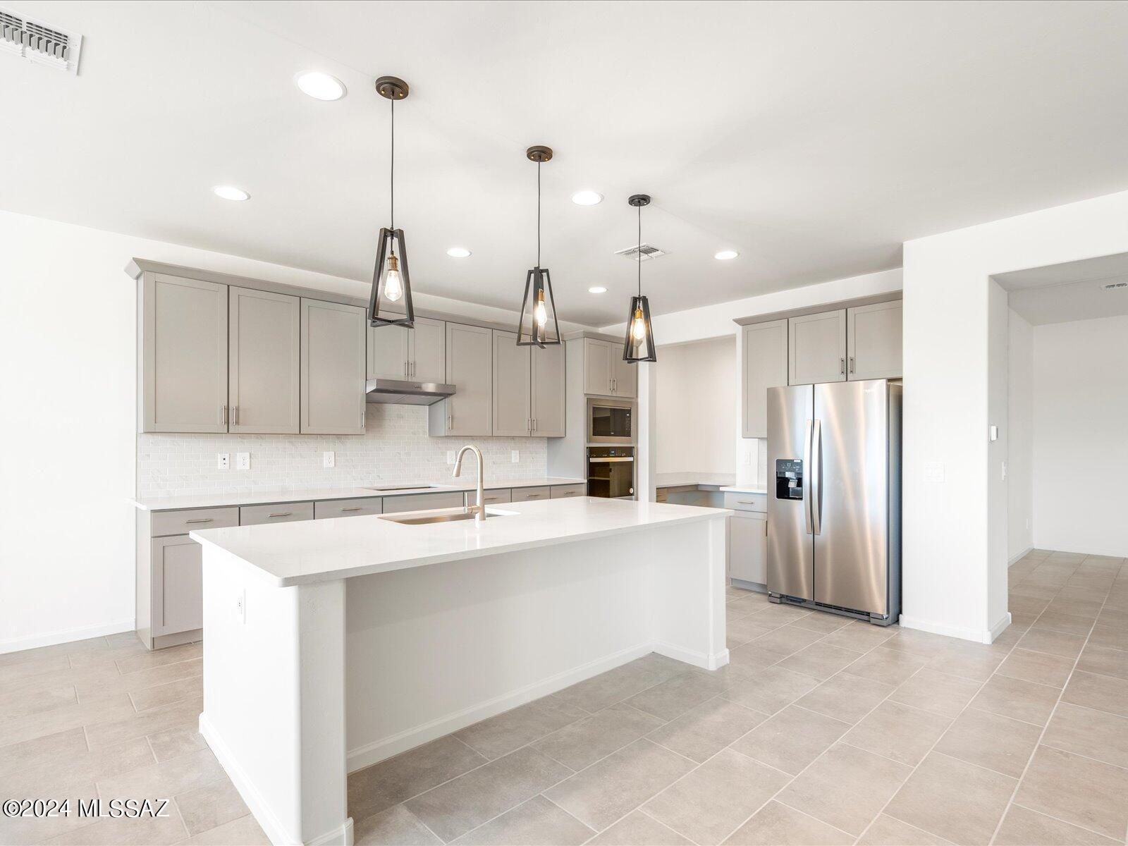 Madera Highlands Village 4A - Residential