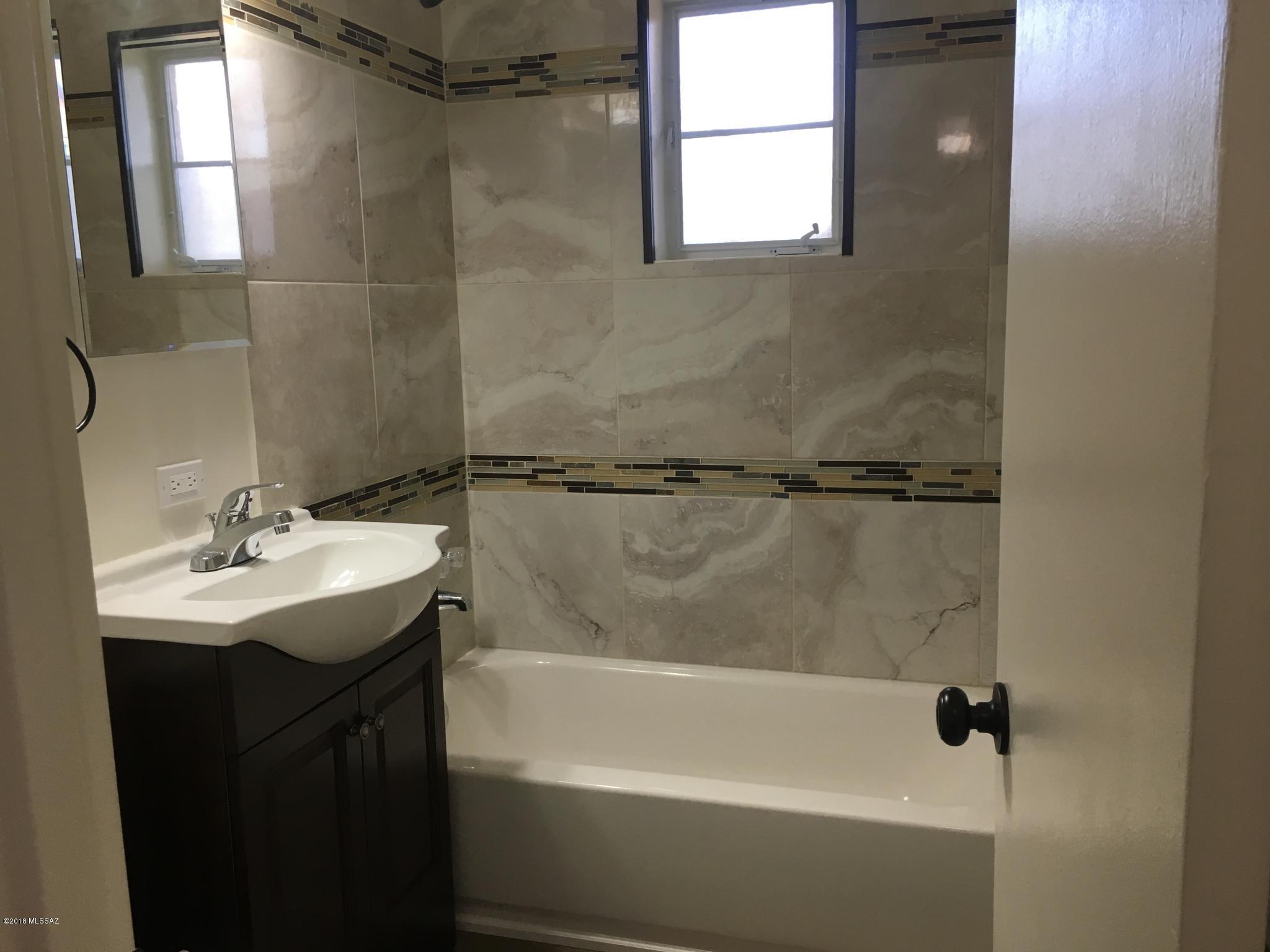 Washington Heights Resub. - Residential Lease