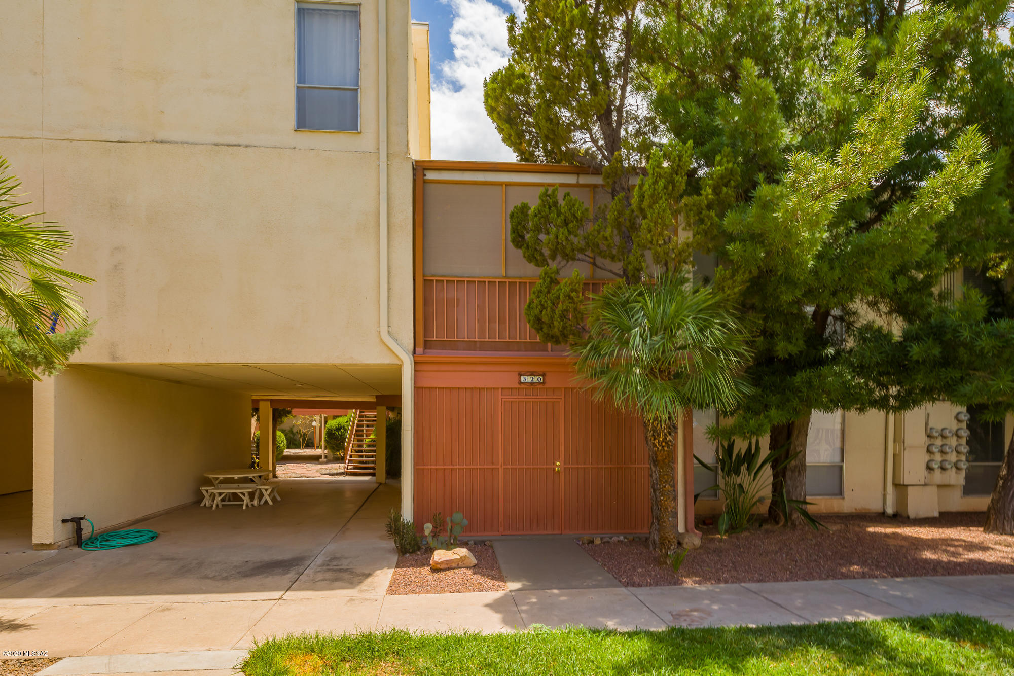 Las Colinas Condominiums - Residential