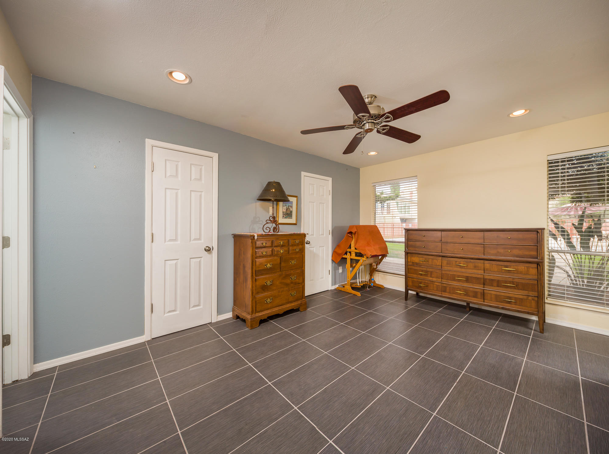 Las Colinas Condominiums - Residential