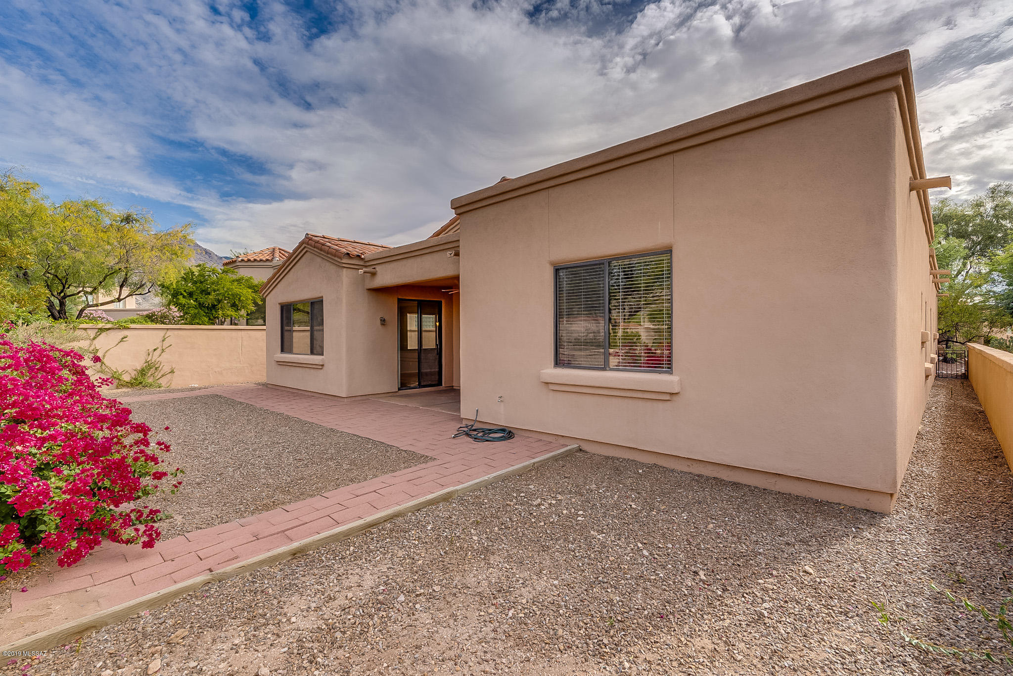 Vista Serena (1-93) - Residential Lease
