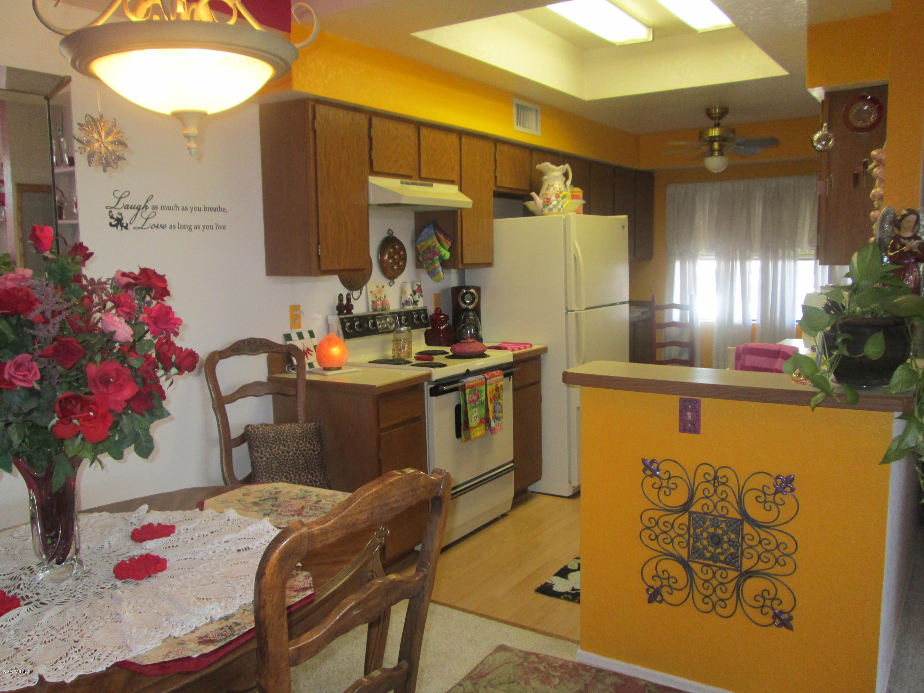 Summertree Condominiums (1-224) - Residential