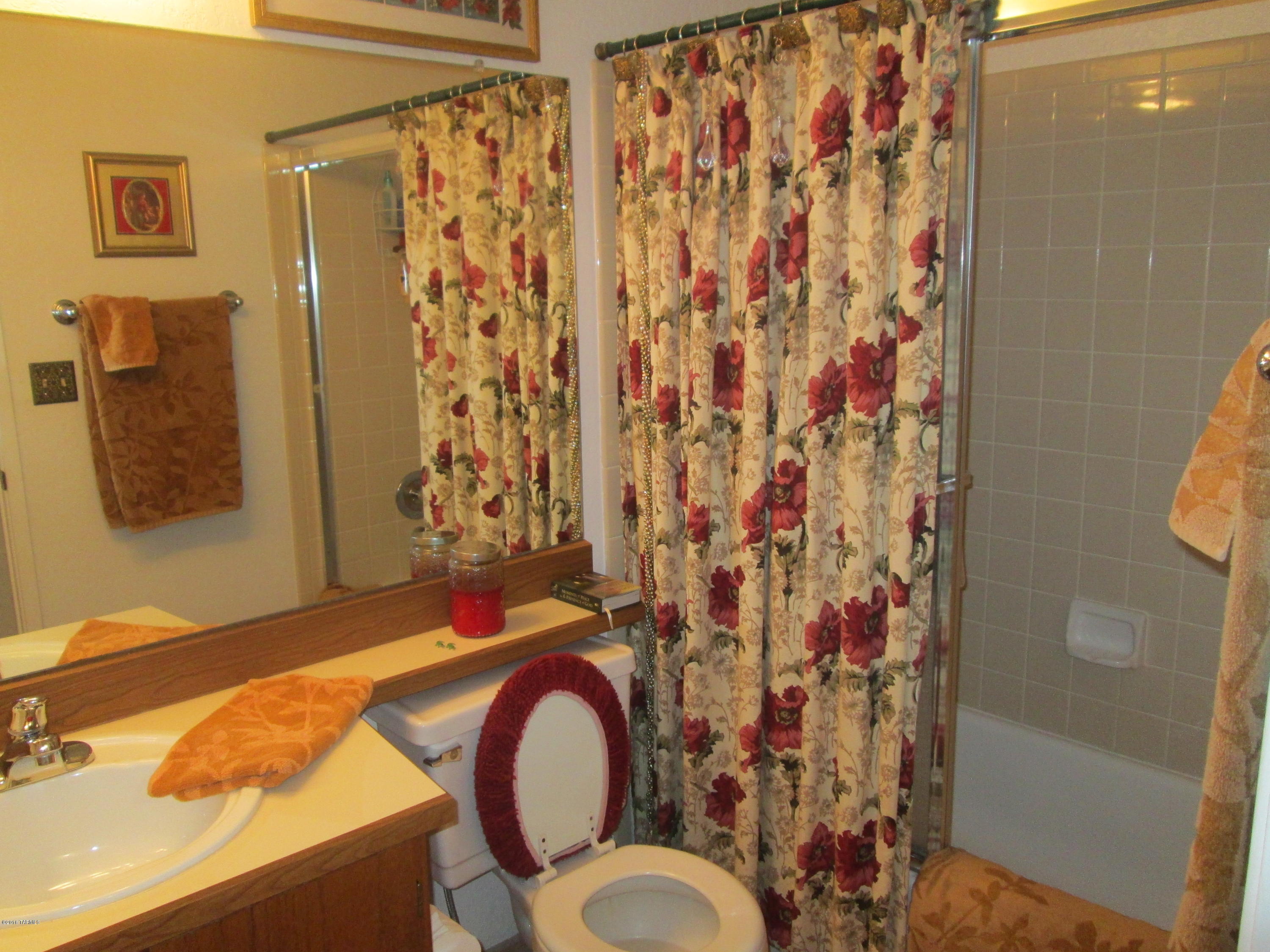 Summertree Condominiums (1-224) - Residential