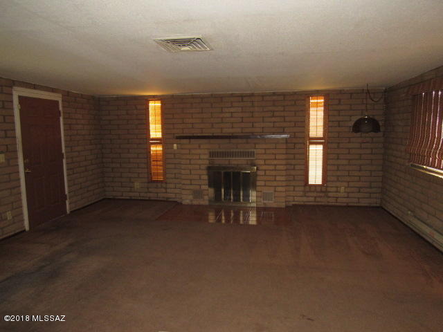 Carriage Hill NO. 5 (525-595) - Residential