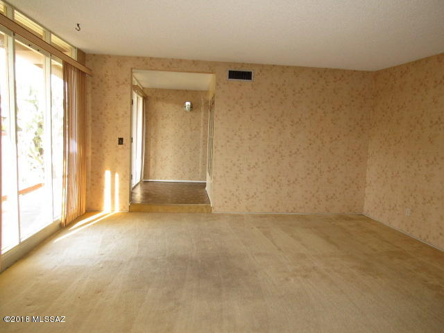 Carriage Hill NO. 5 (525-595) - Residential