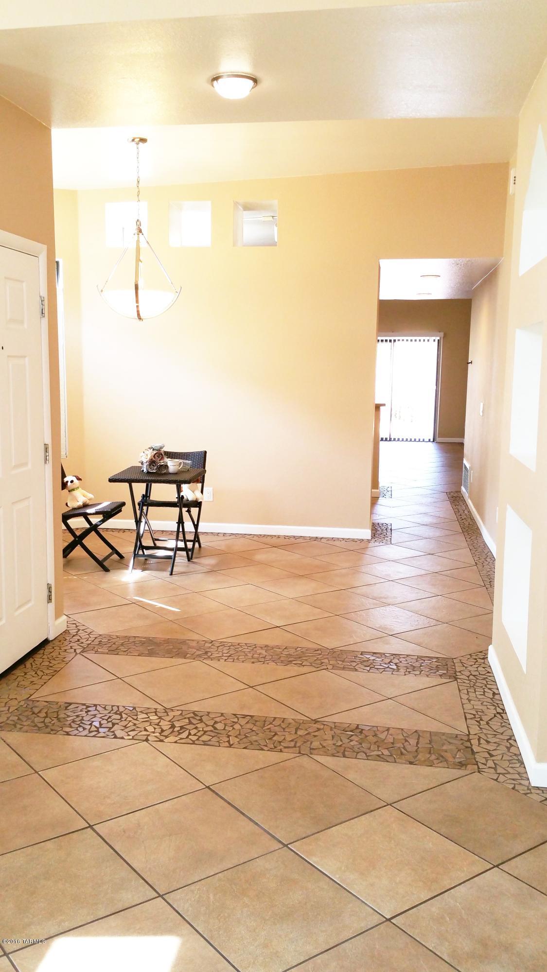 Hacienda Del Oro (1-78) - Residential