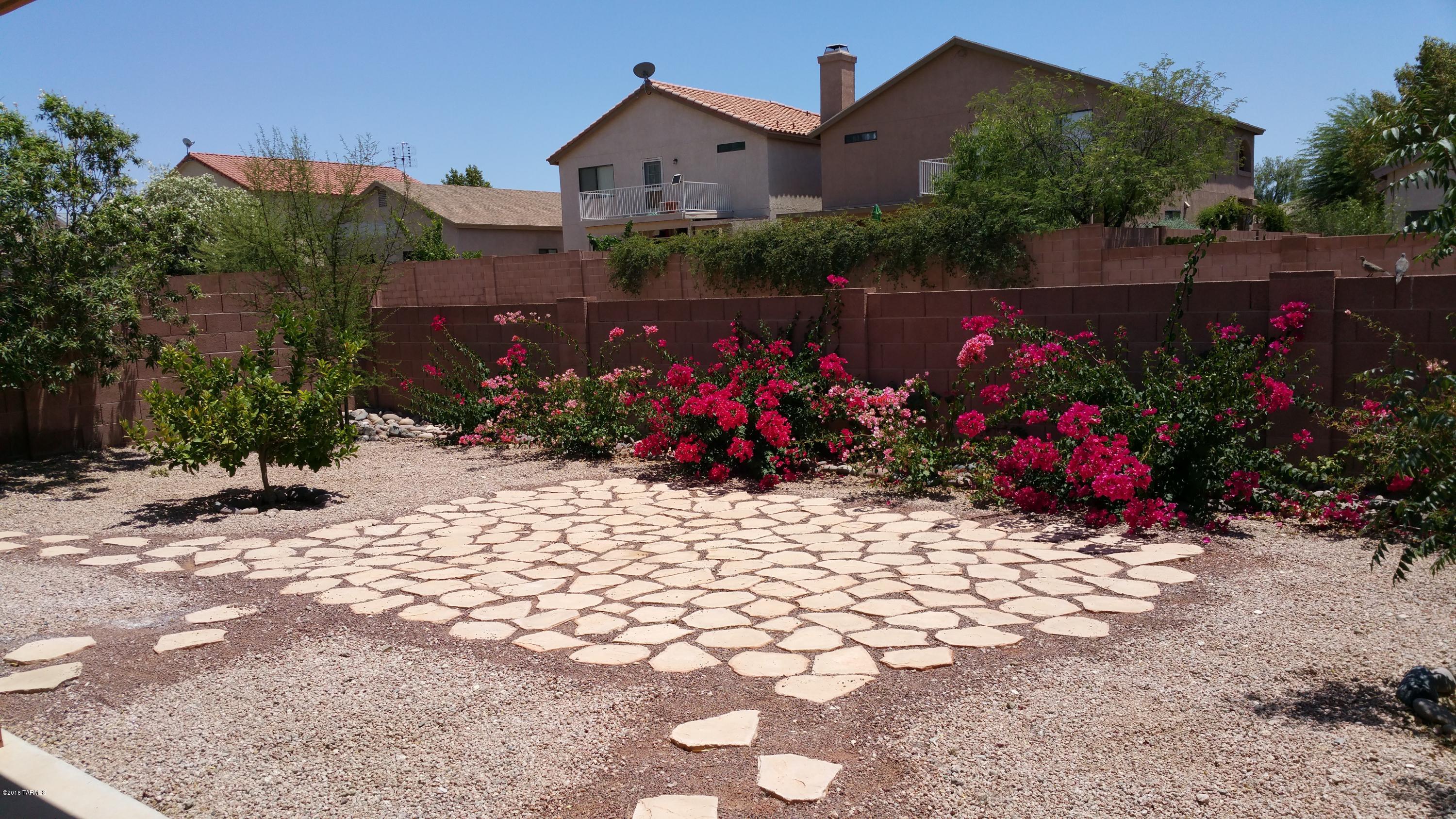 Hacienda Del Oro (1-78) - Residential