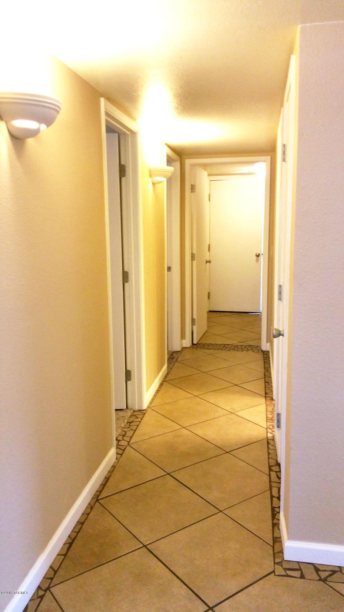 Hacienda Del Oro (1-78) - Residential