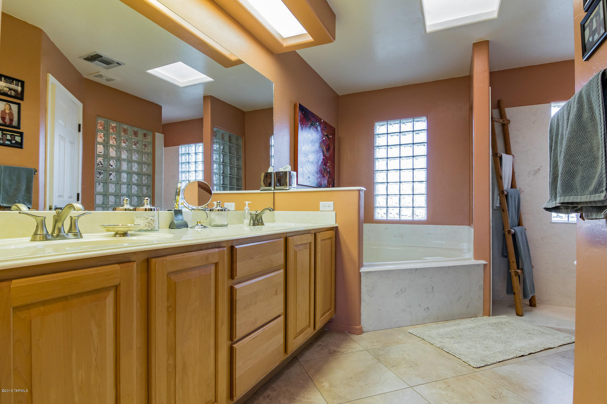 Portillo Hills Place(1-28) - Residential