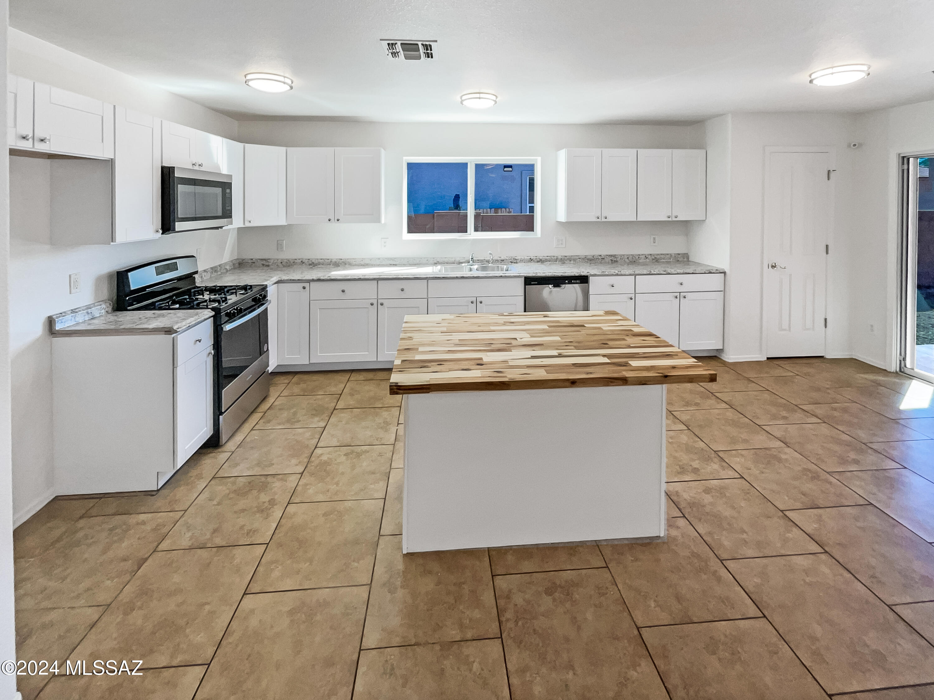Rancho Del Lago (207-388) - Residential