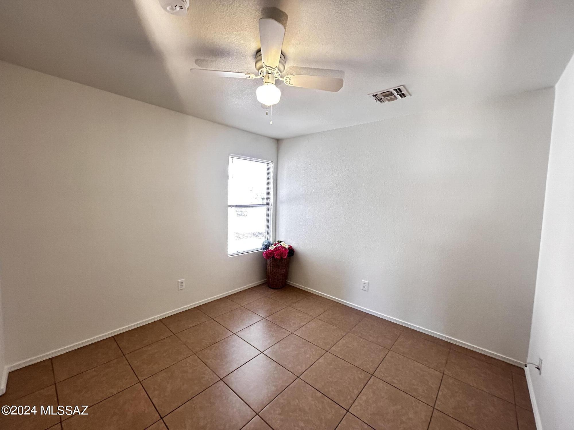 Diamond Key At Rita Ranch NO. 2 (1-67) - Residential Lease