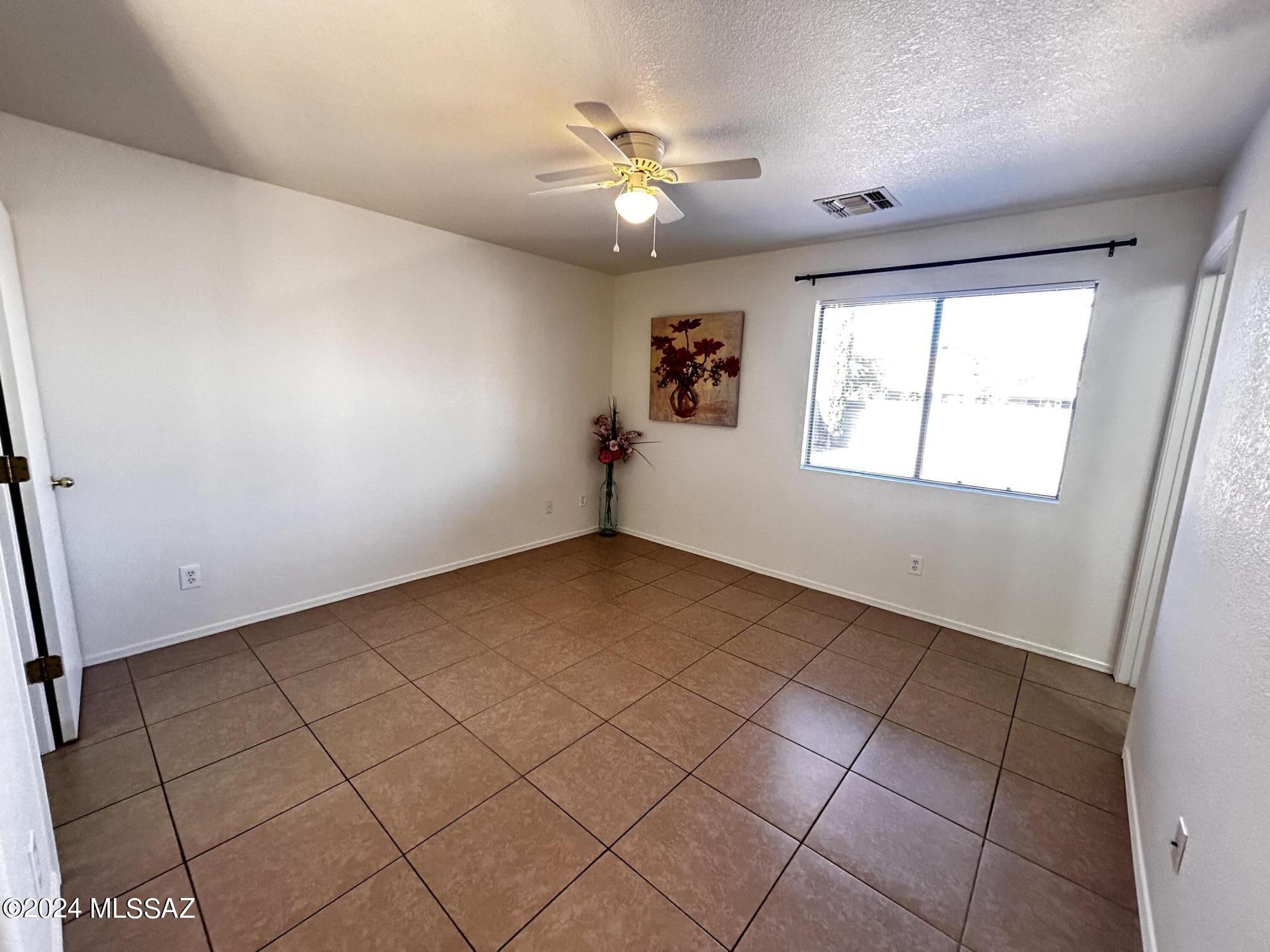 Diamond Key At Rita Ranch NO. 2 (1-67) - Residential Lease