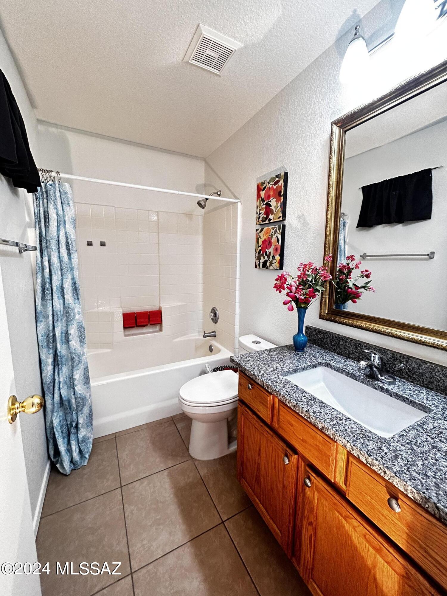 Diamond Key At Rita Ranch NO. 2 (1-67) - Residential Lease