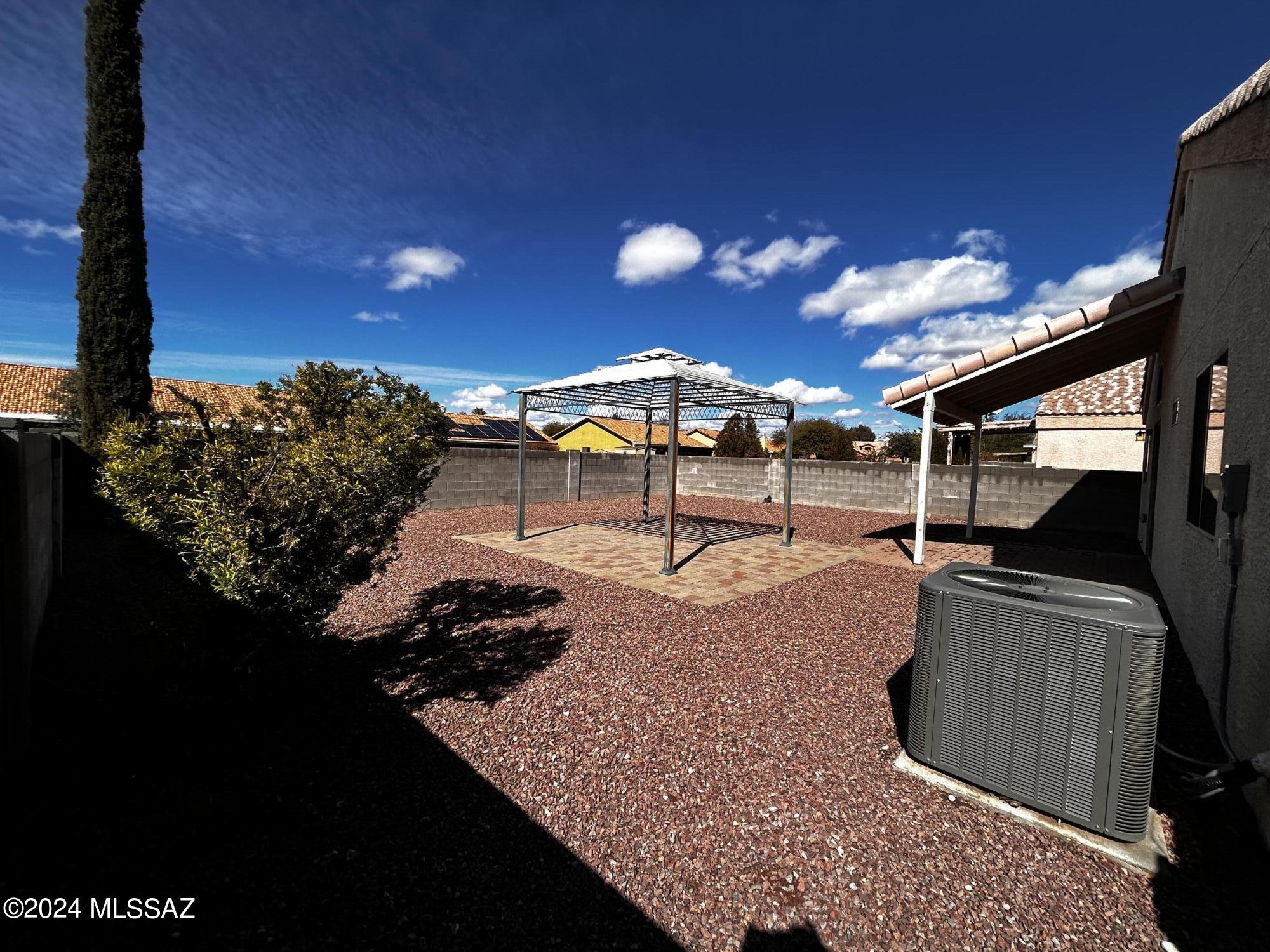 Diamond Key At Rita Ranch NO. 2 (1-67) - Residential Lease