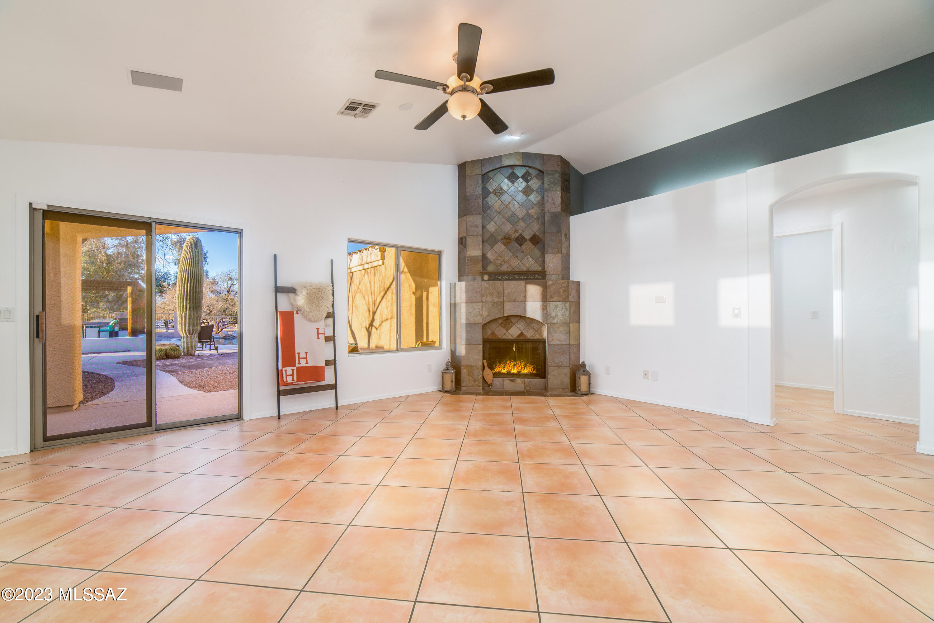 Castle Rock (1-430) - Residential