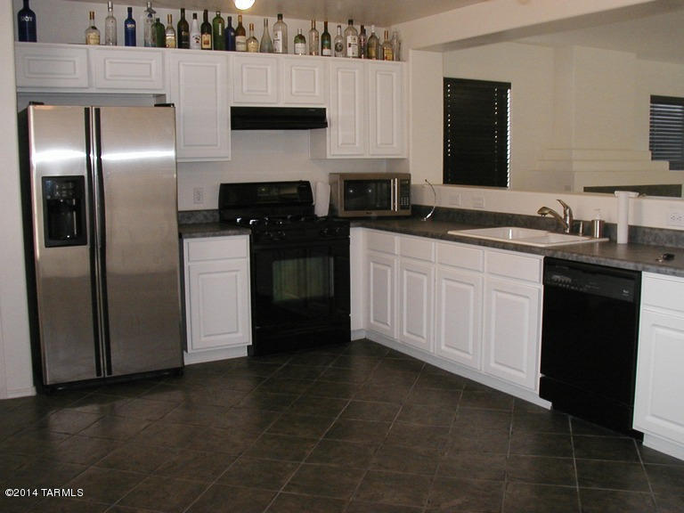 Riverhaven (1-373) - Residential Lease