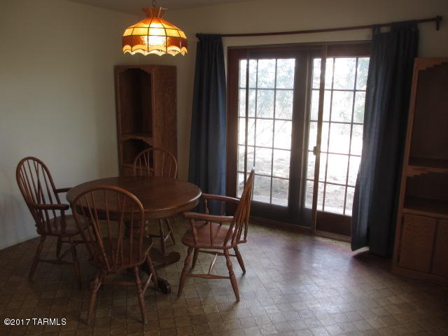 Las Encinos Village - Residential