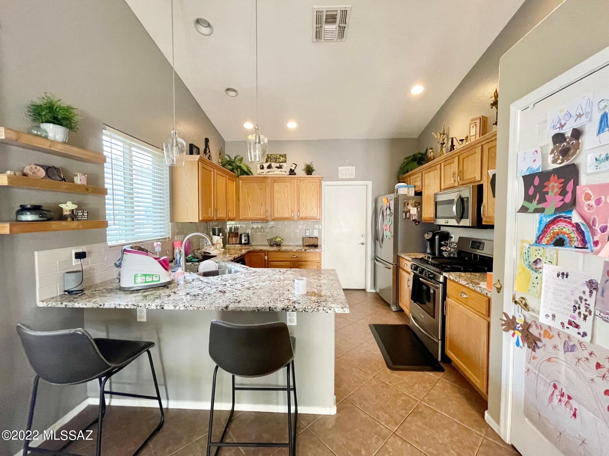 Bluffs (The) 2 - Residential Lease