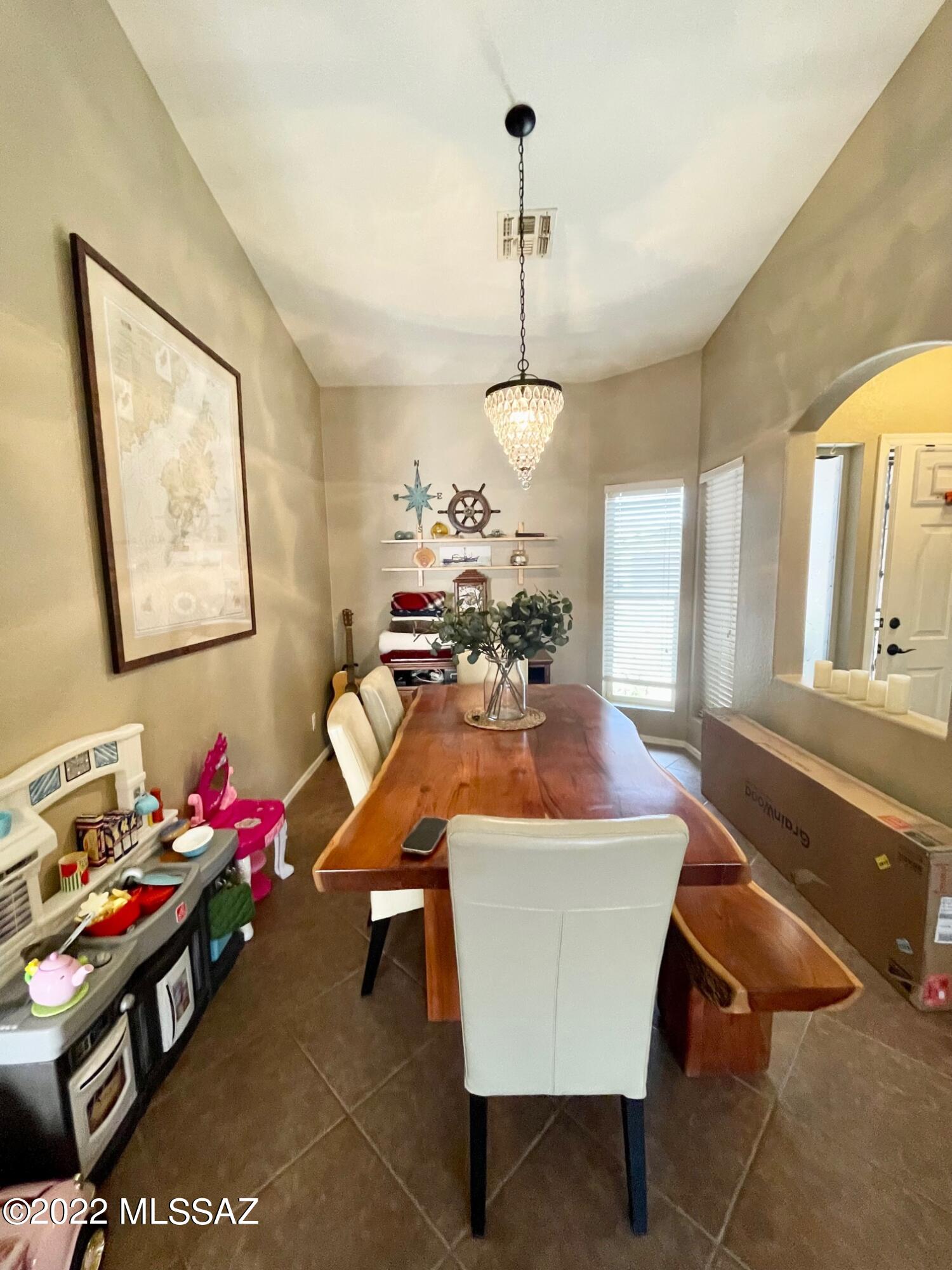 Bluffs (The) 2 - Residential Lease