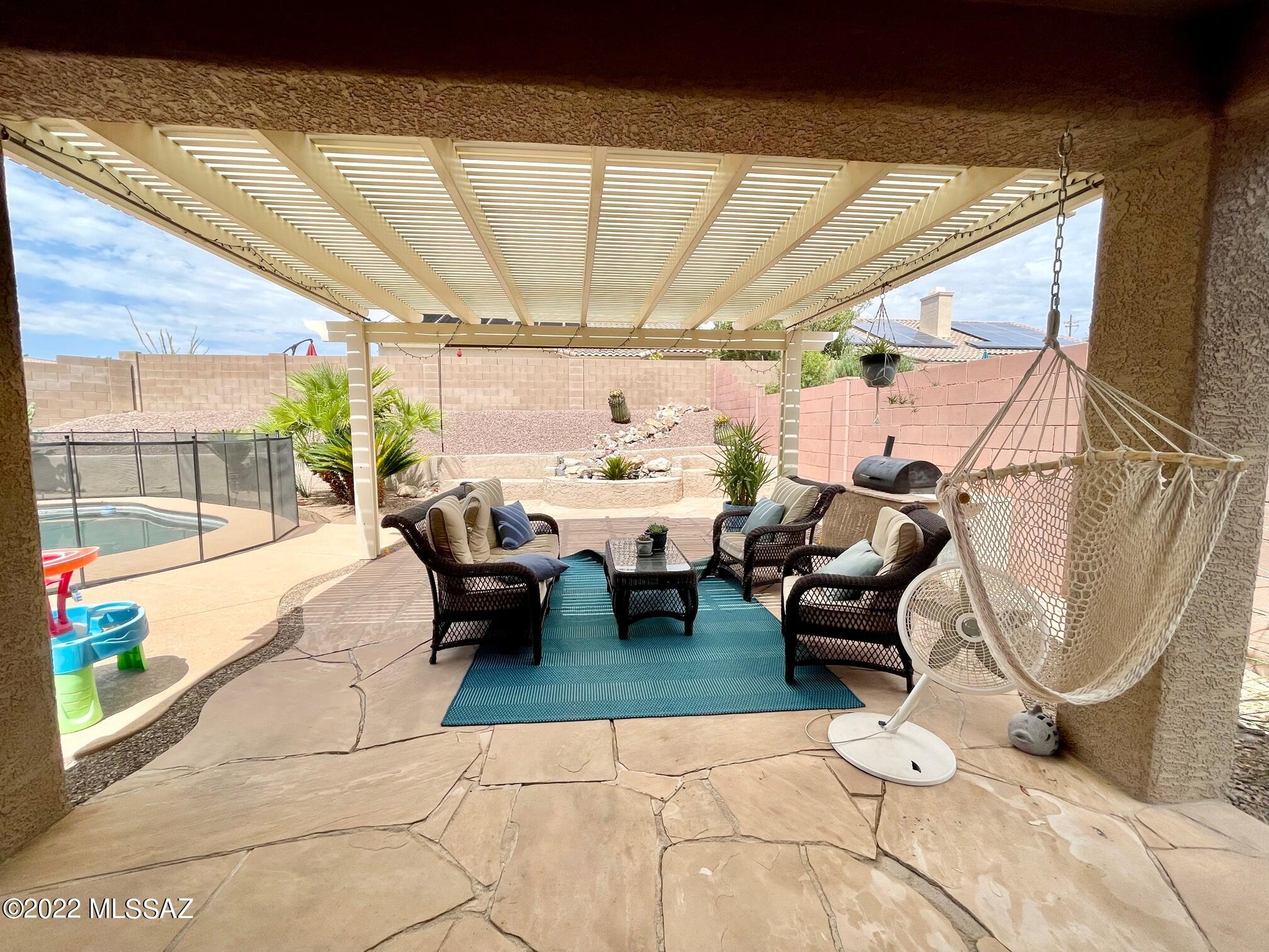 Bluffs (The) 2 - Residential Lease
