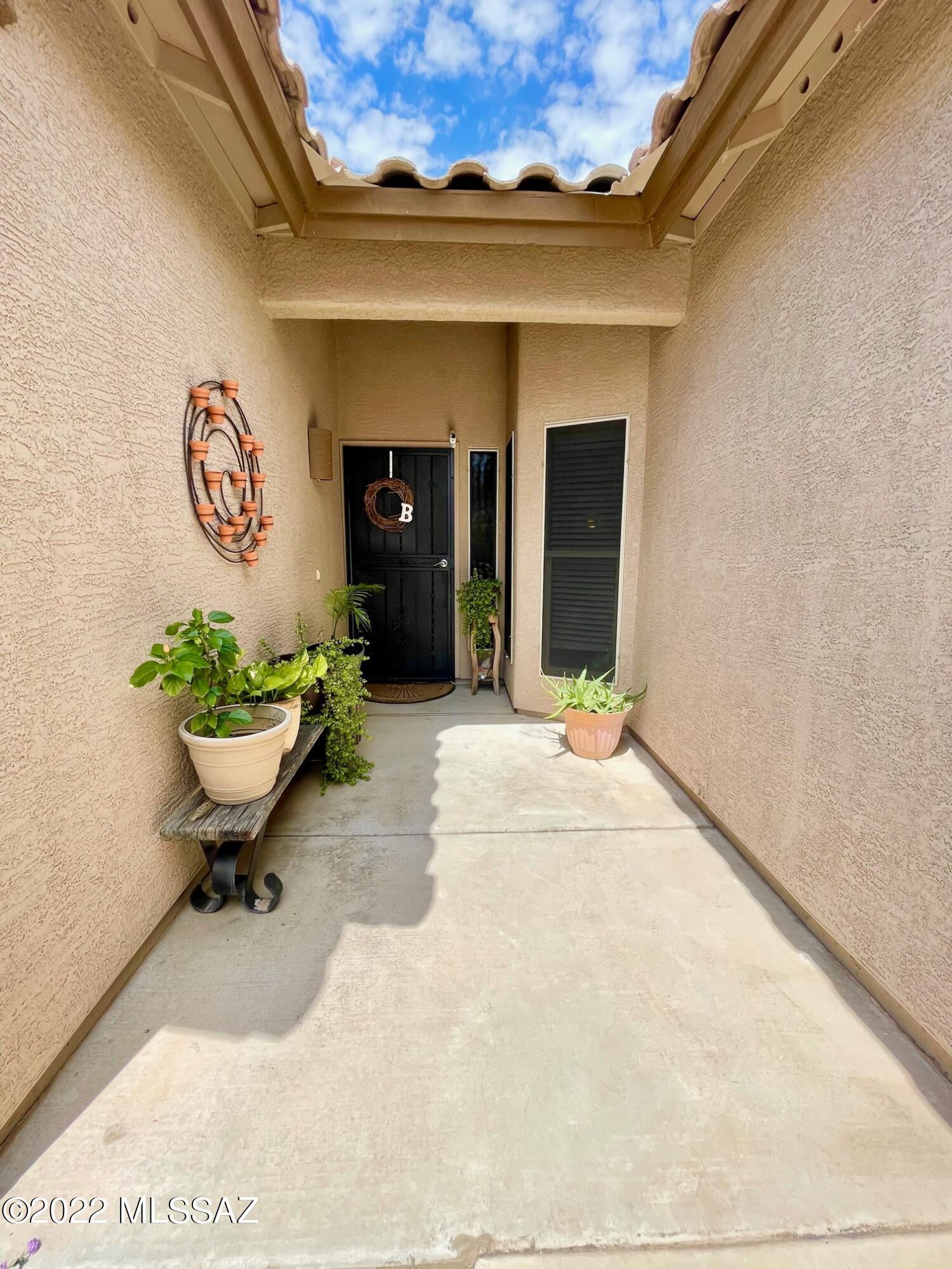Bluffs (The) 2 - Residential Lease