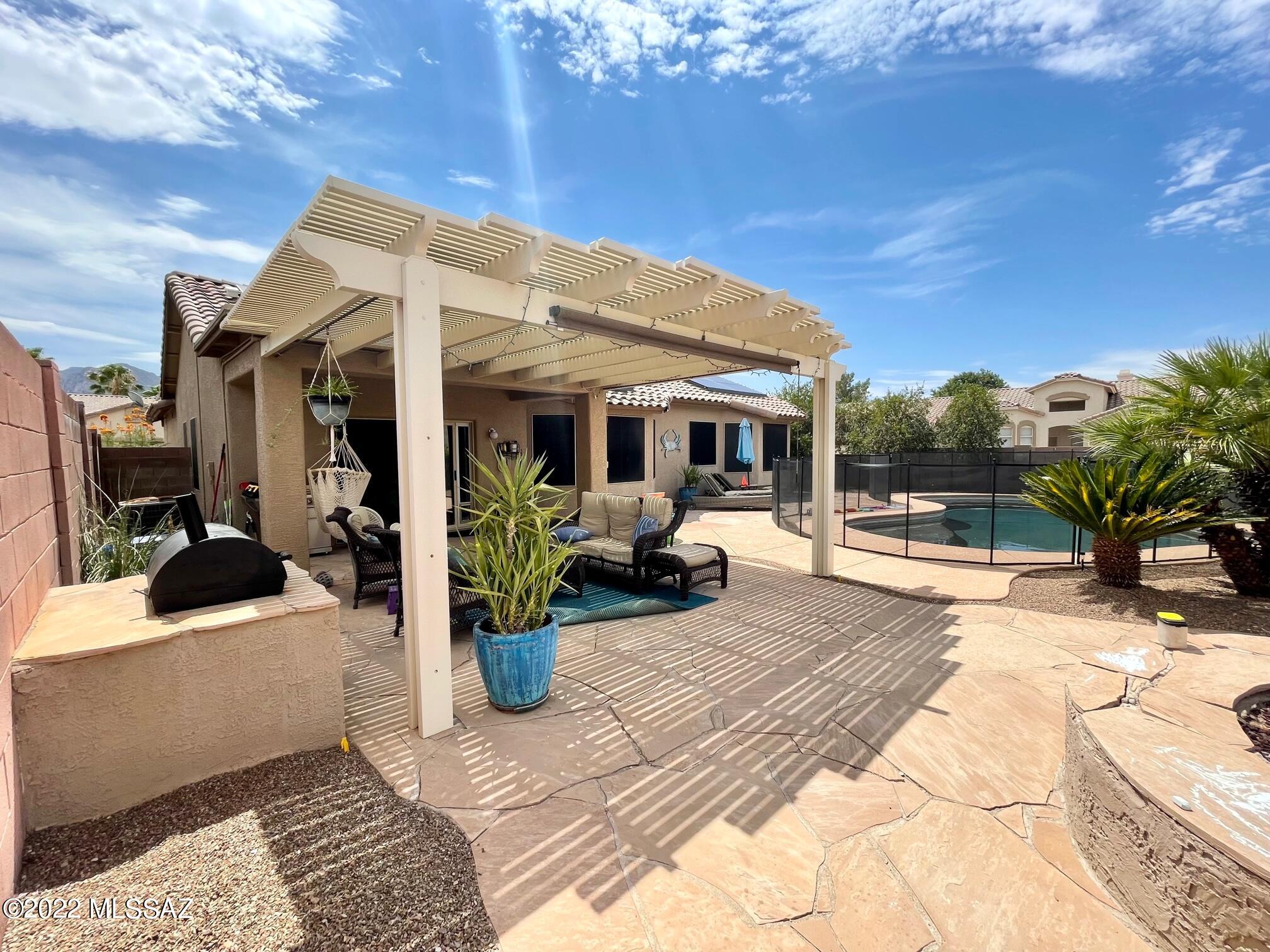Bluffs (The) 2 - Residential Lease