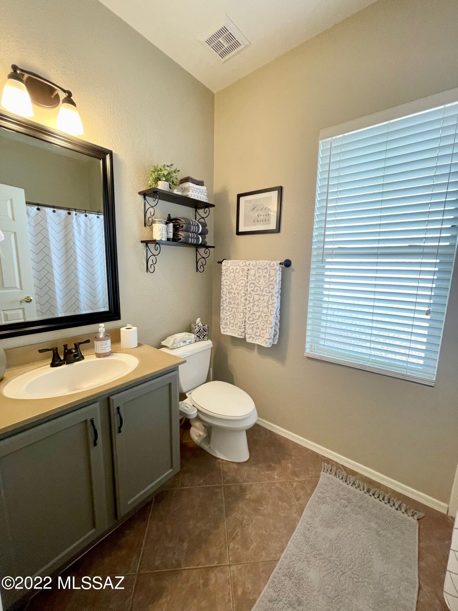 Bluffs (The) 2 - Residential Lease