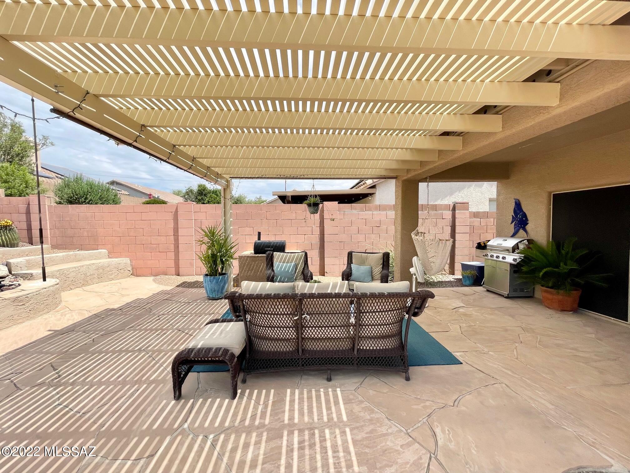 Bluffs (The) 2 - Residential Lease