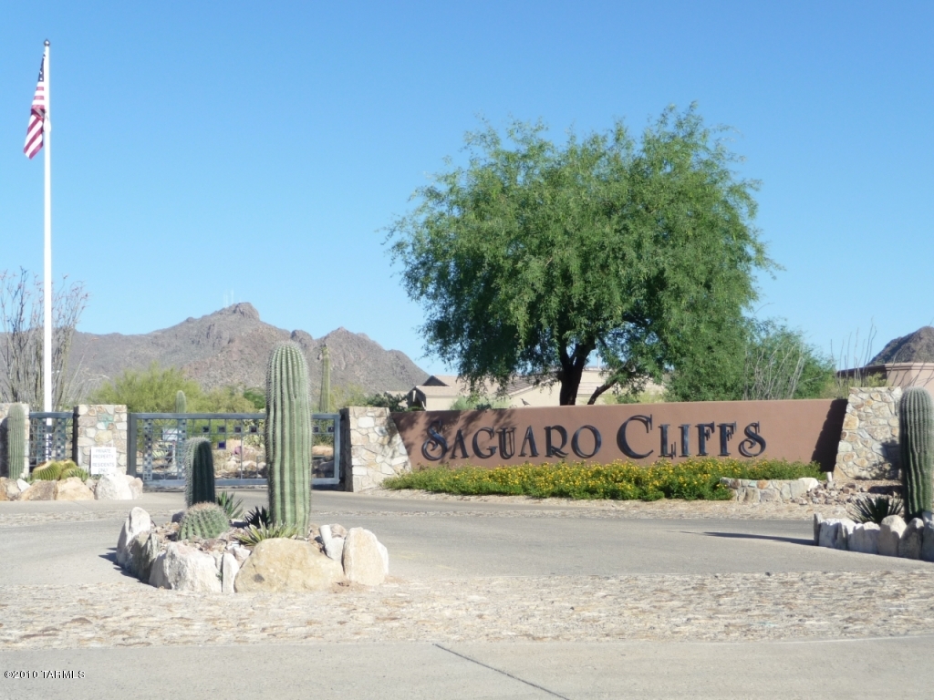 Saguaro Cliffs (1-61) - Land