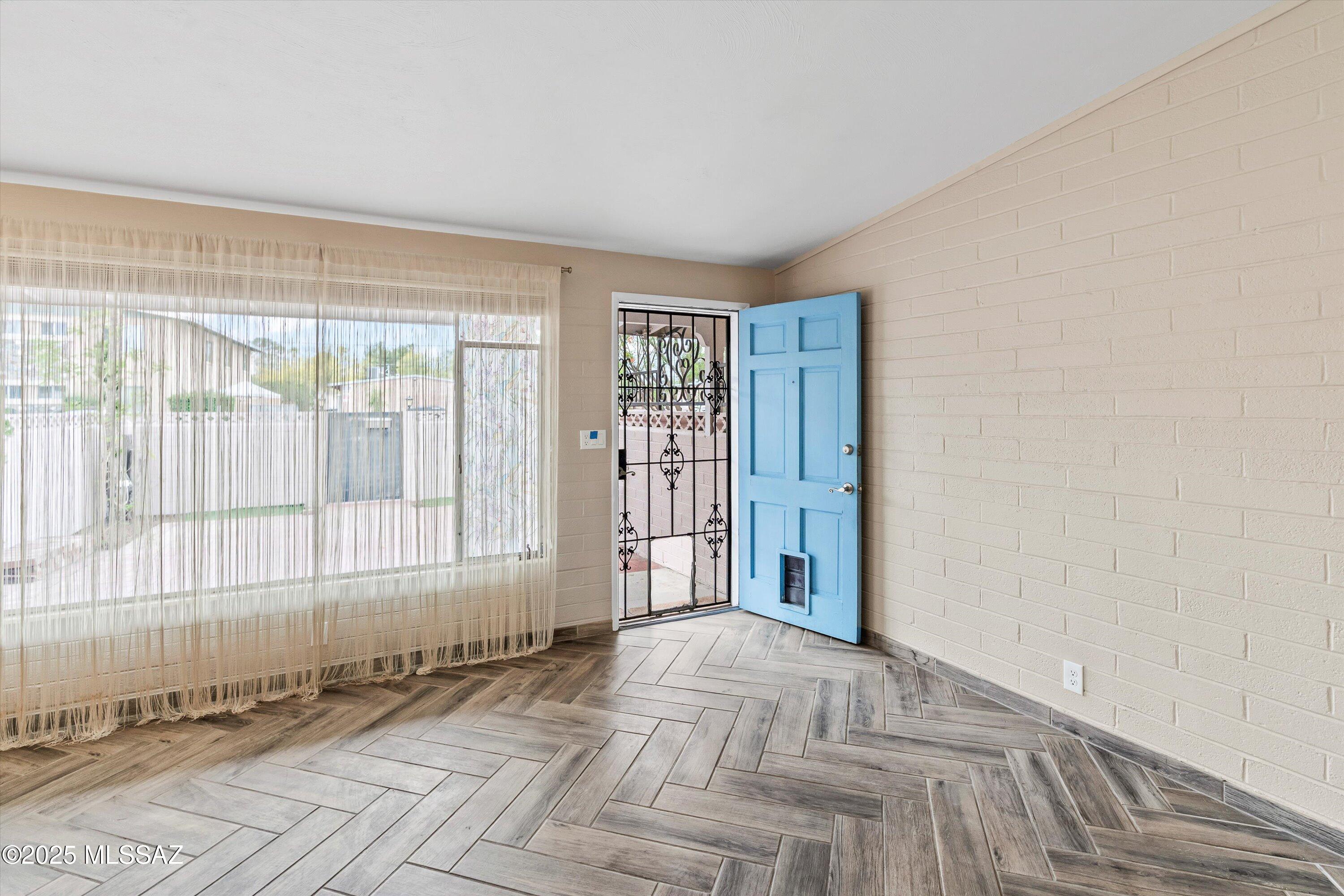 Encanto Vista - Residential