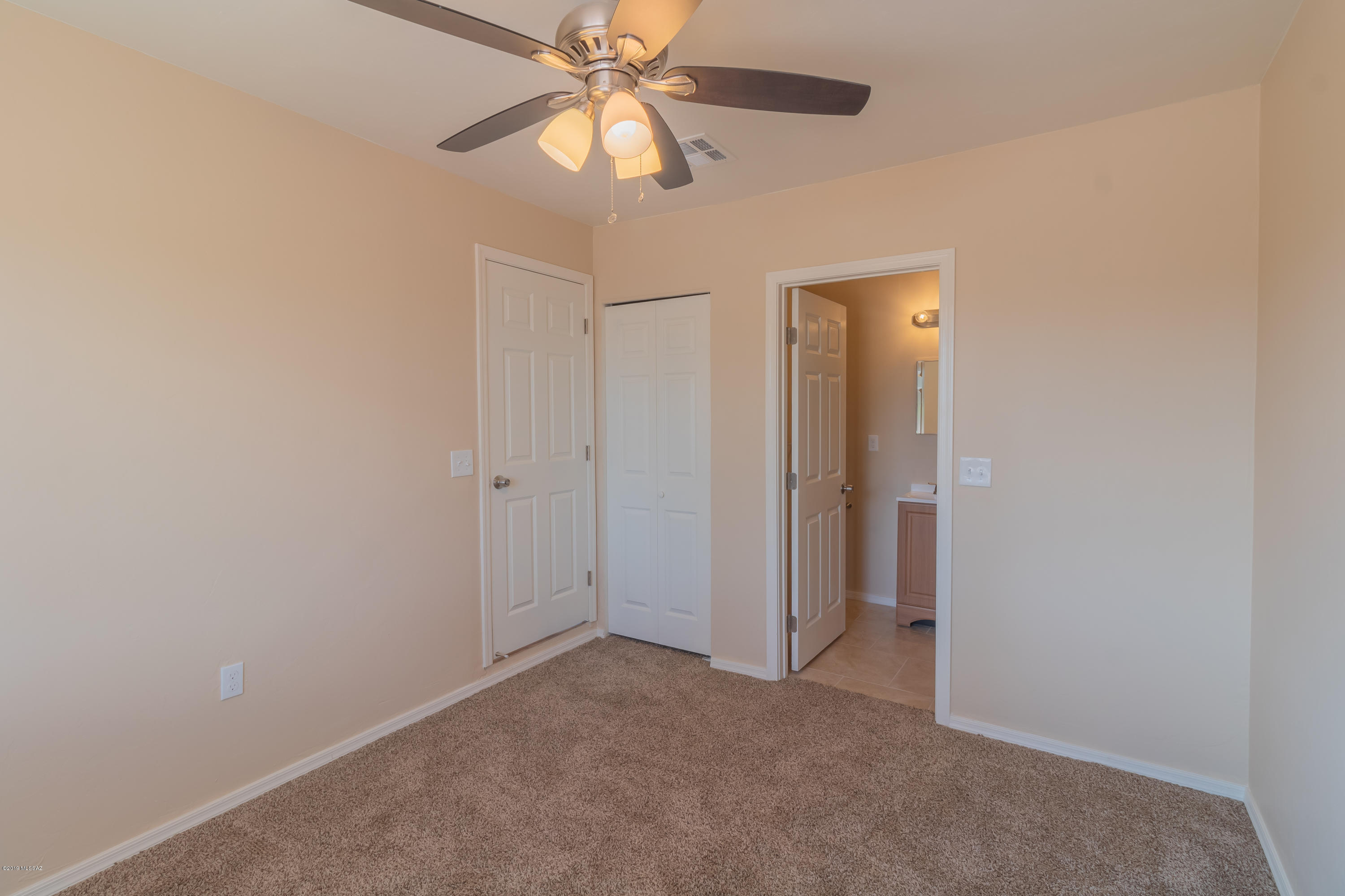 Mission Manor - Residential