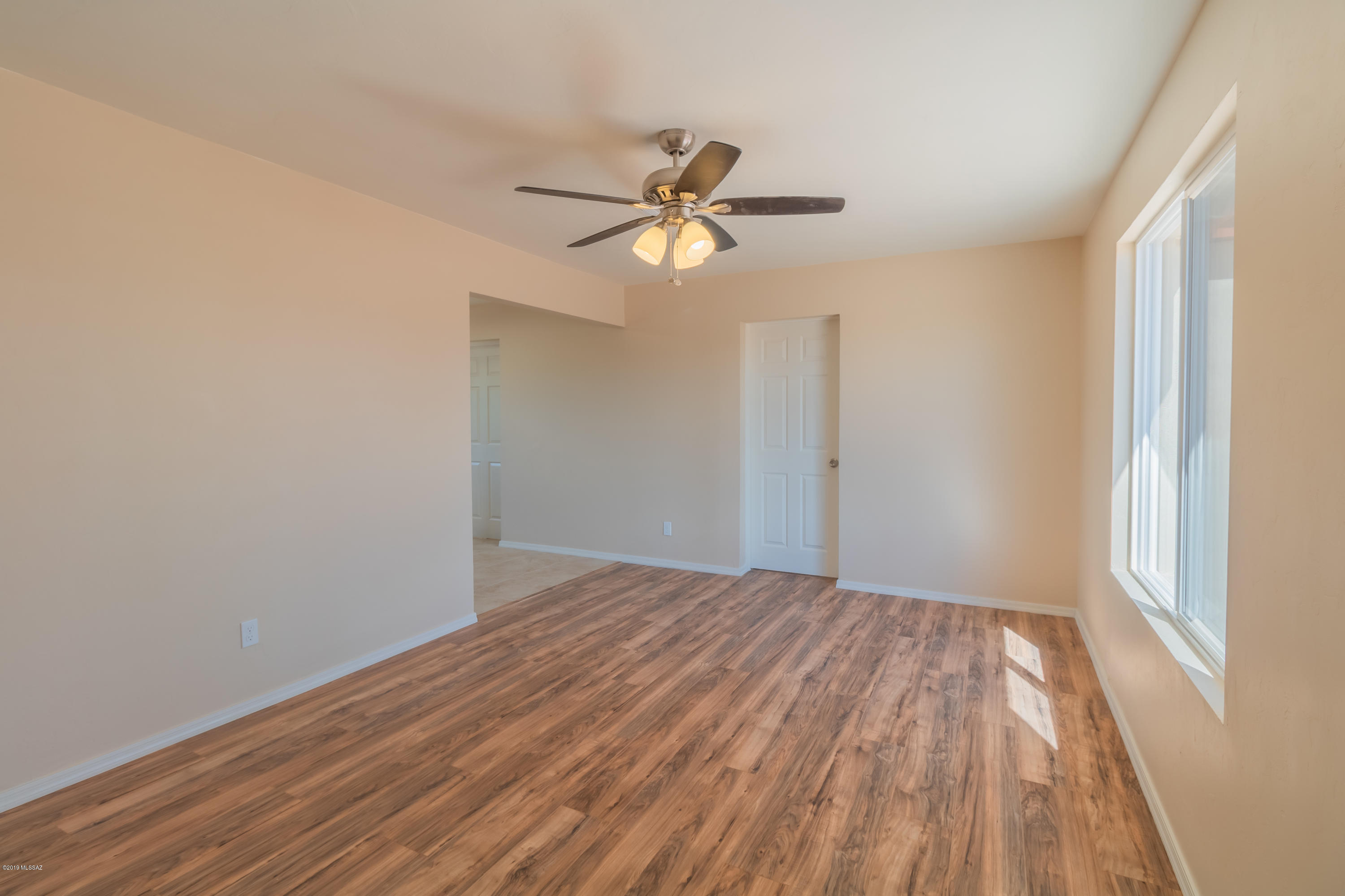 Mission Manor - Residential