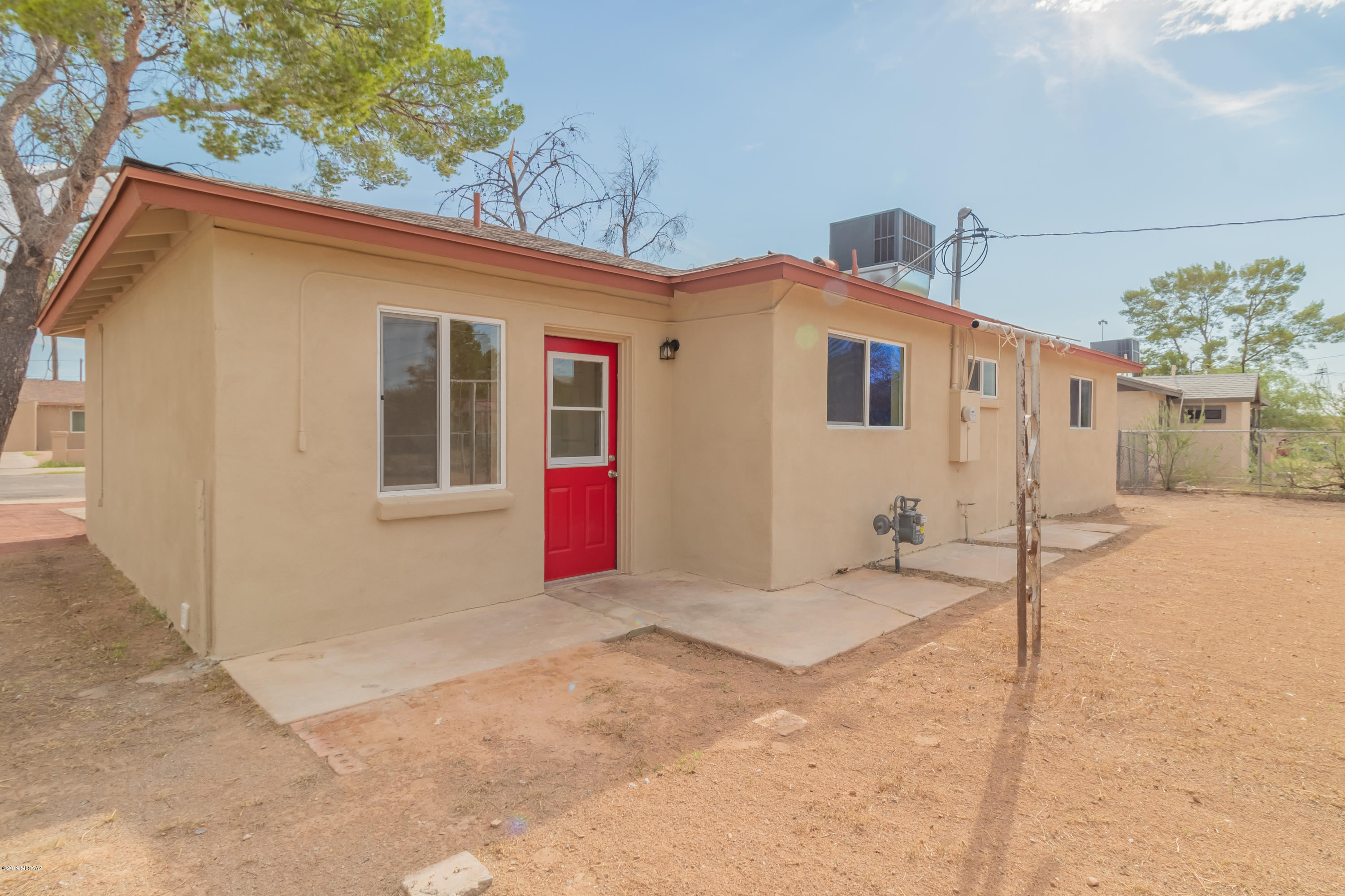 Mission Manor - Residential