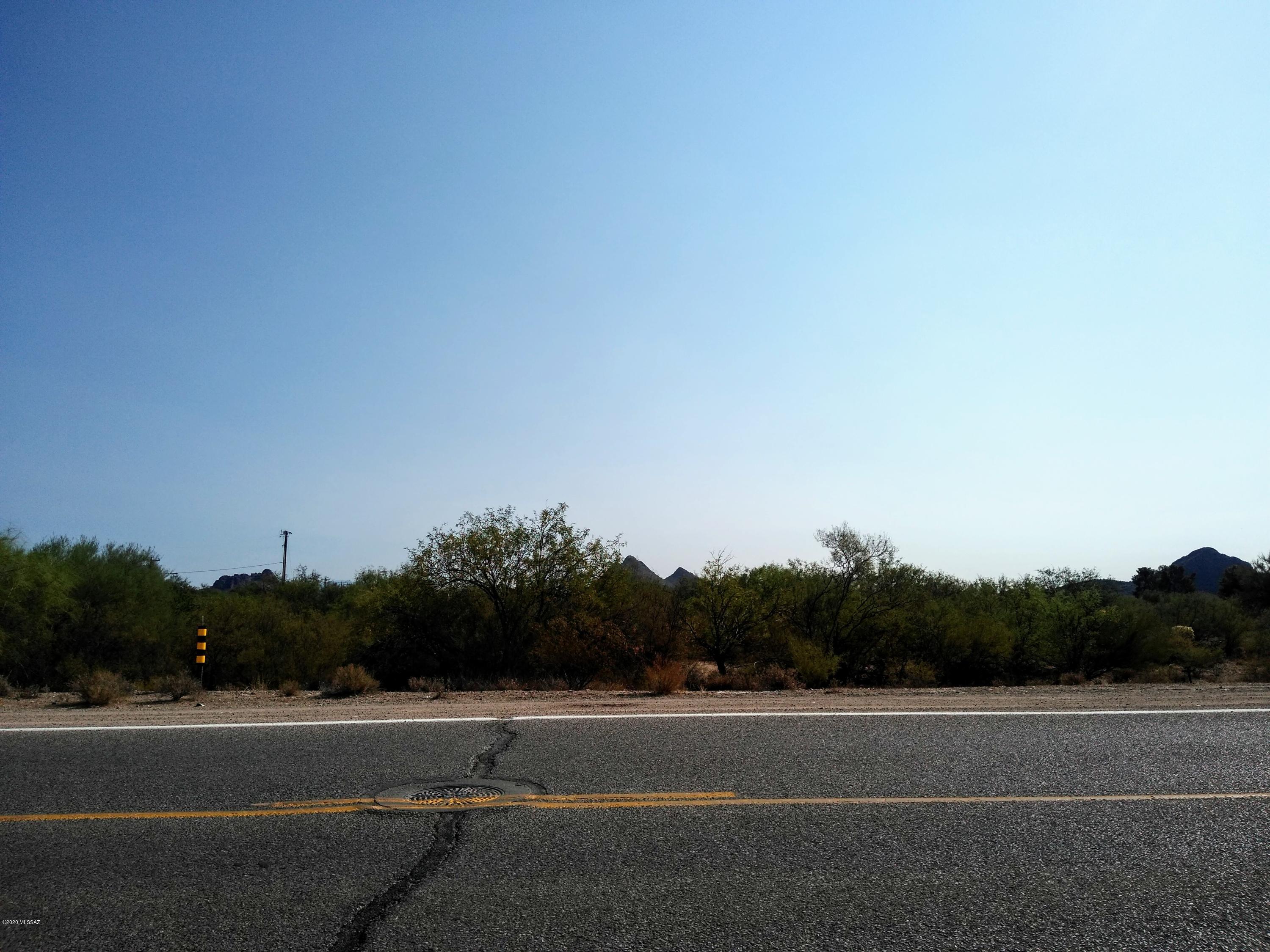 Great corner lot to build your home the way you want. Great sunrise and sunset views. Natural desert surrounding. Water meter at lot line. multi use lots.