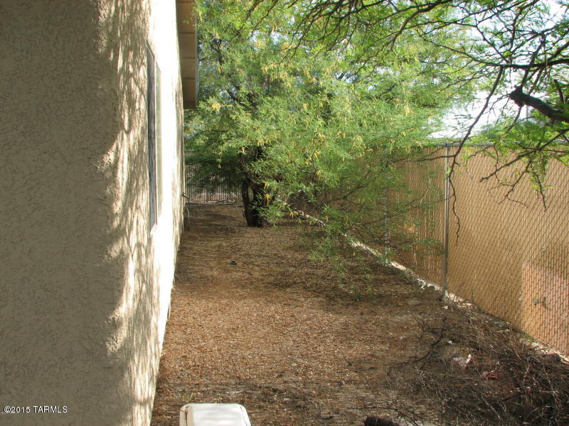 Rolling Hills NO. 3 - Residential Income