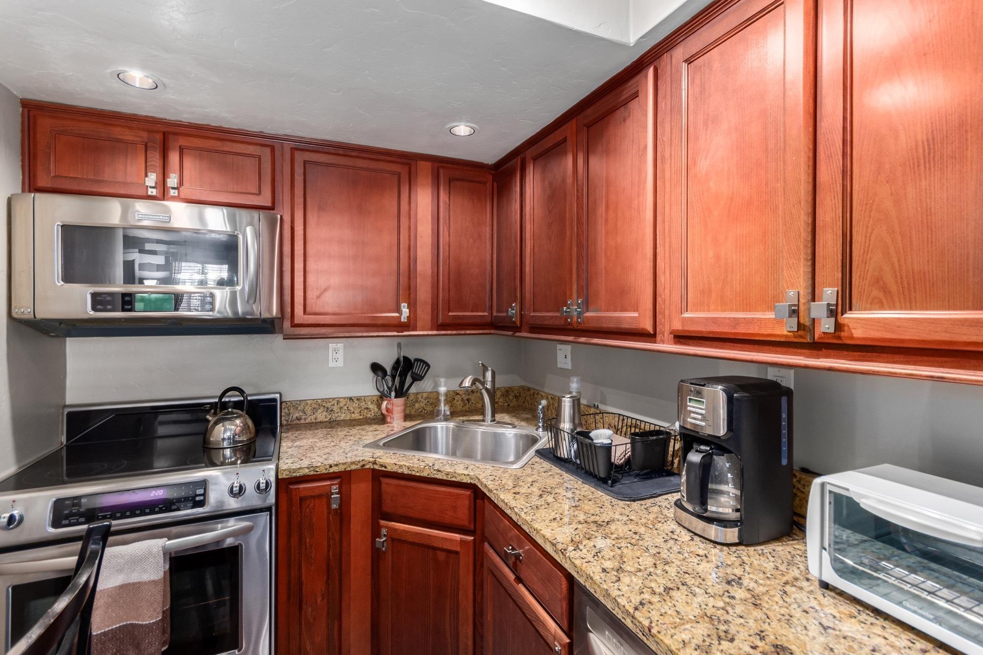 10th Street Condominiums - Residential