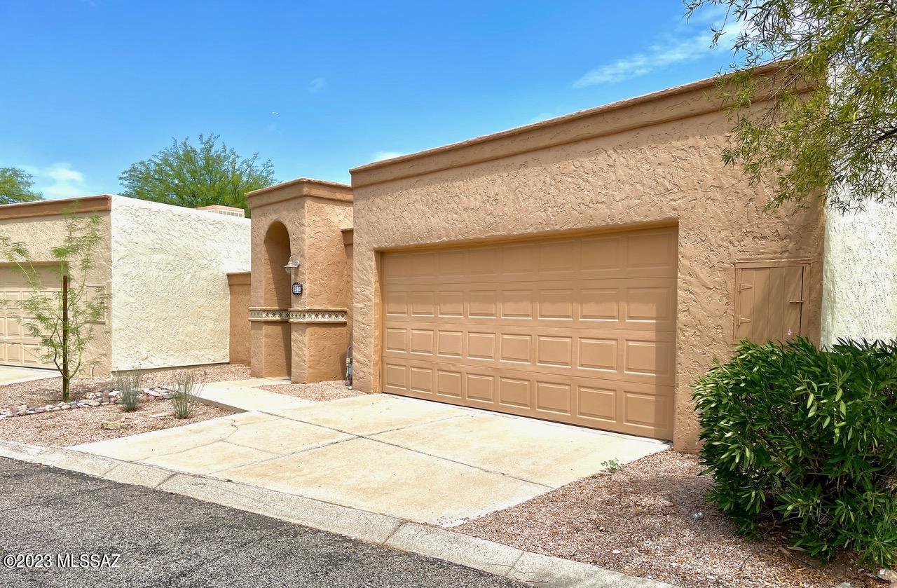Saddlewood Villas (1-102) - Residential