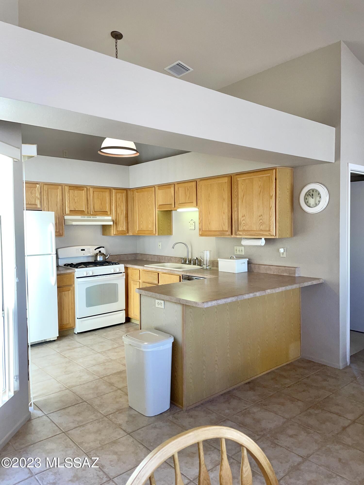 Saddlewood Villas (1-102) - Residential