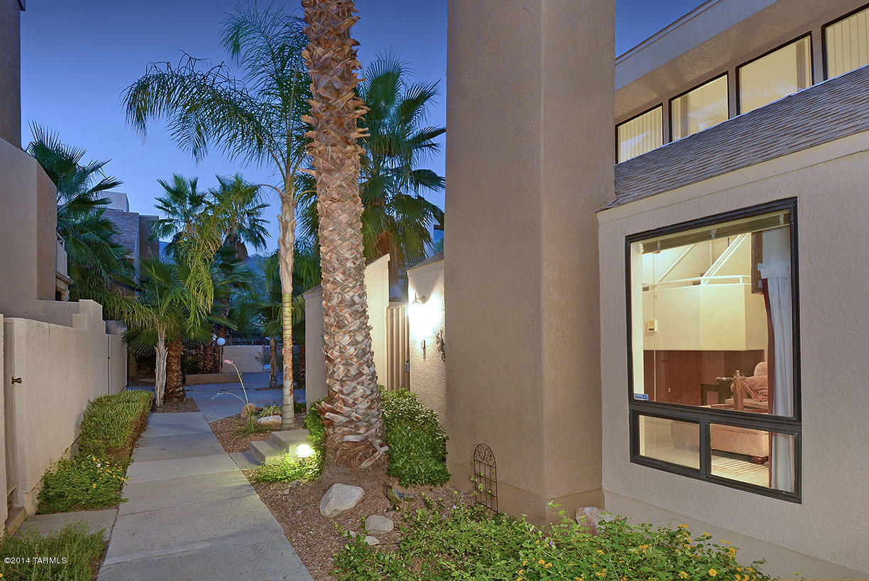 Dakotah Hills Condominium - Residential