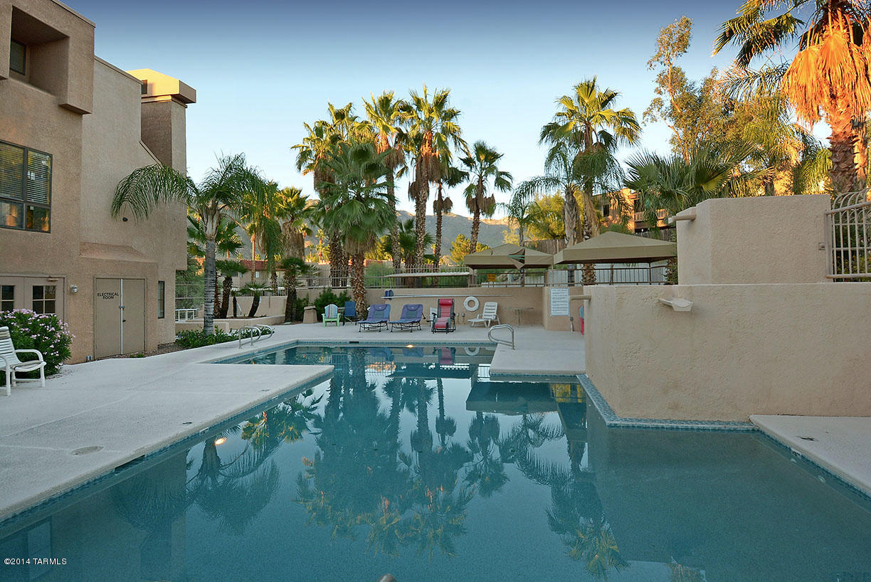 Dakotah Hills Condominium - Residential