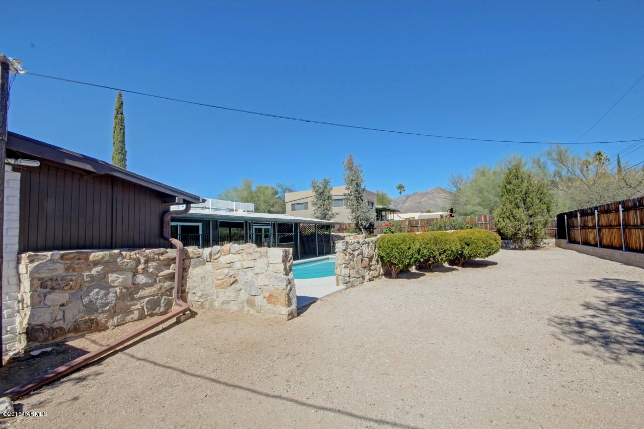 Bear Canyon Hills - Residential