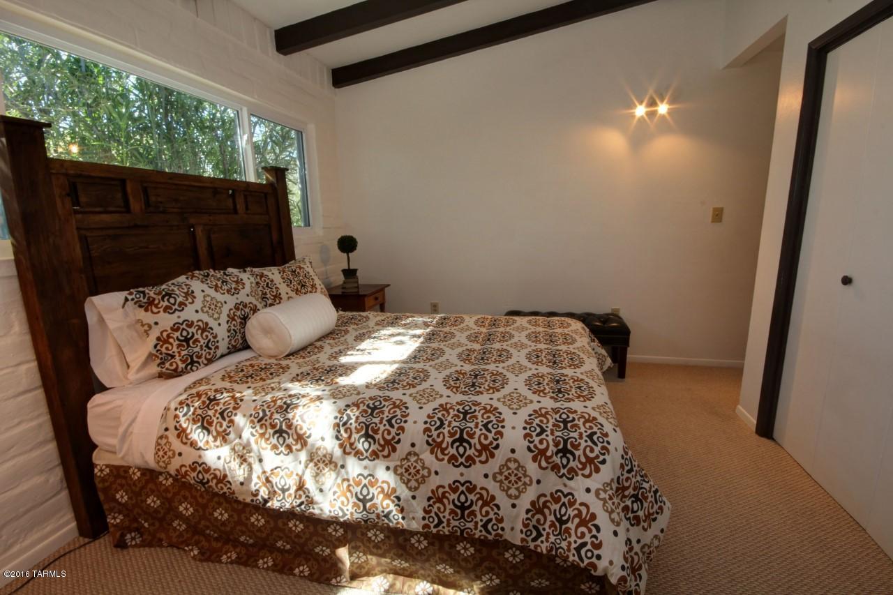 Bear Canyon Hills - Residential