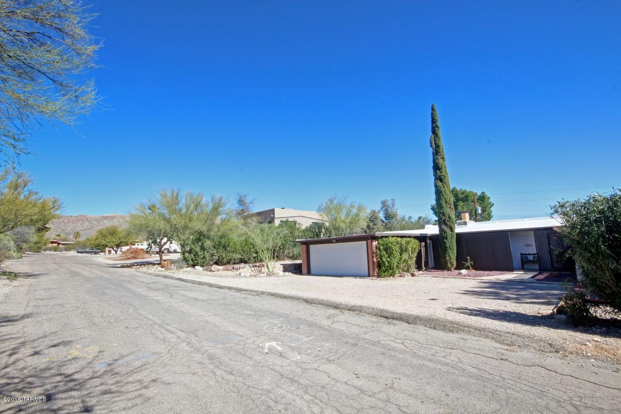 Bear Canyon Hills - Residential