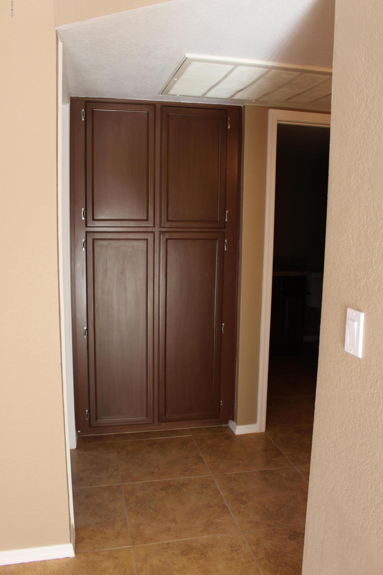 Woodland Place Condominiums (101-152, 201-252) - Residential